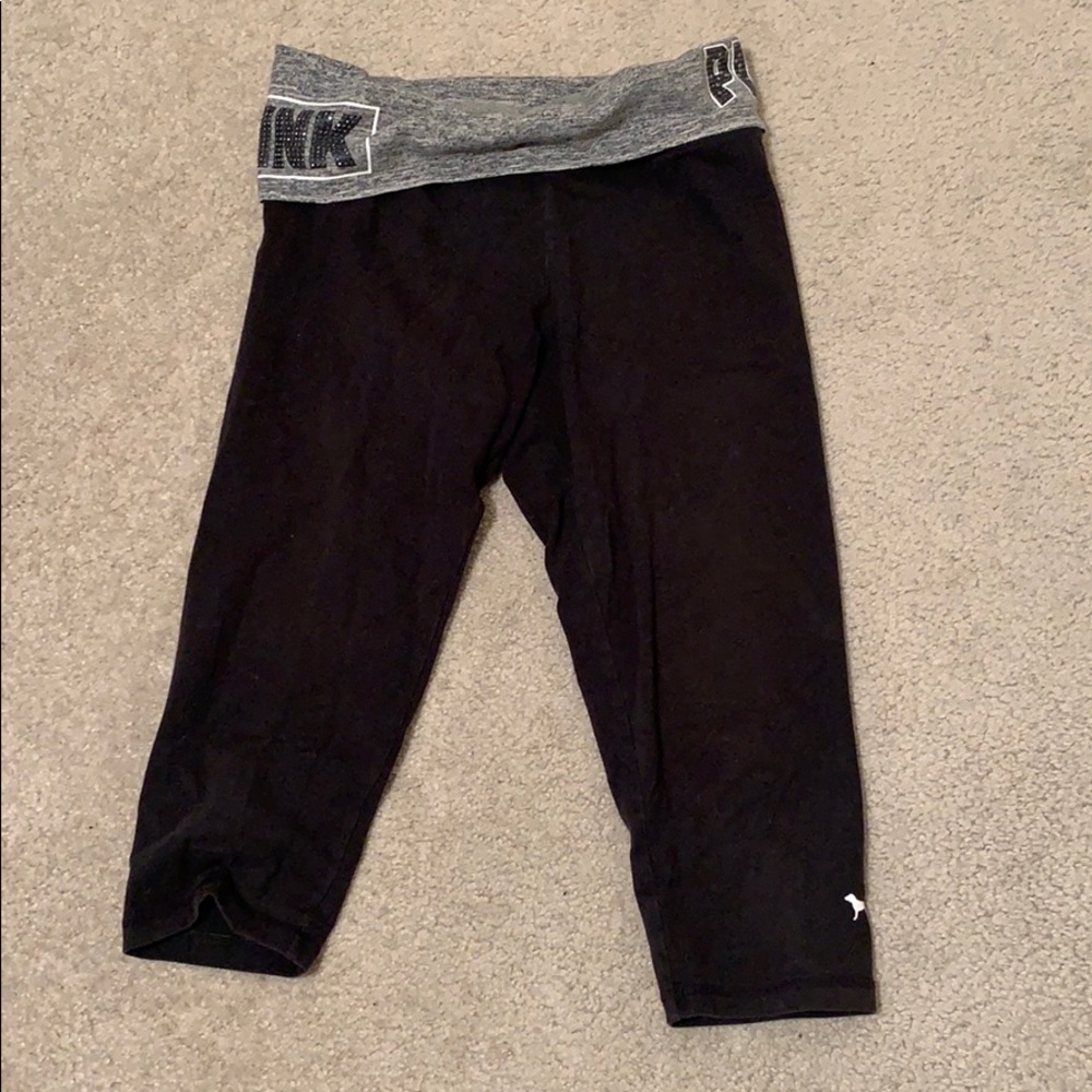 Crop yoga pants